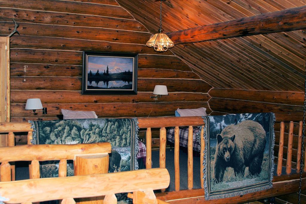 Wise Old Hunter Lodge Anchor Point Bilik gambar