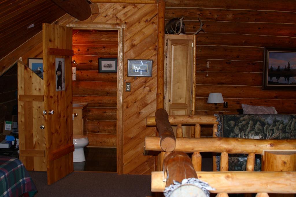 Wise Old Hunter Lodge Anchor Point Bilik gambar
