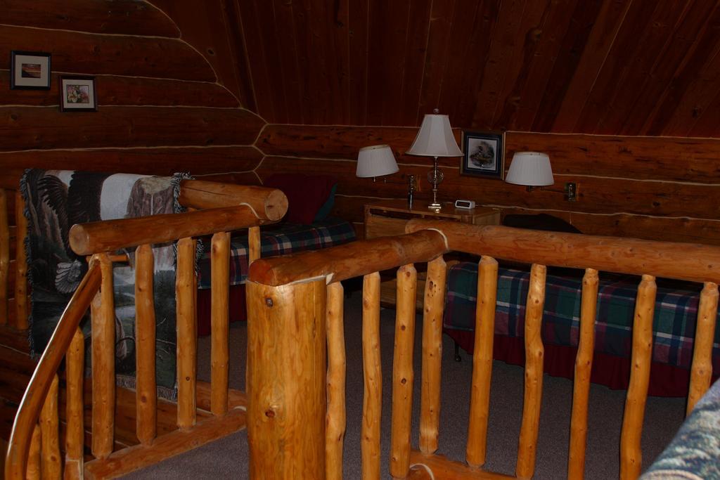 Wise Old Hunter Lodge Anchor Point Bilik gambar